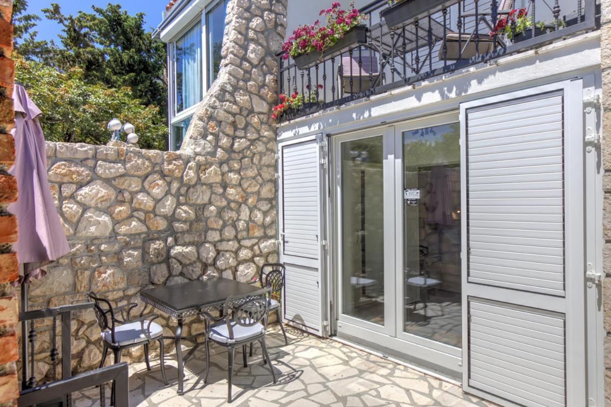 Cvrk Family House Нови Винодолски Екстериор снимка