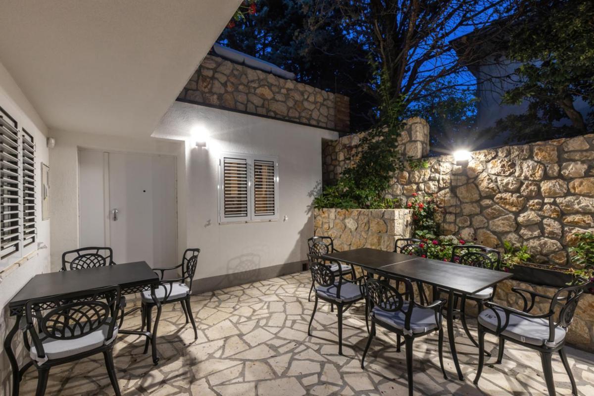Cvrk Family House Нови Винодолски Екстериор снимка