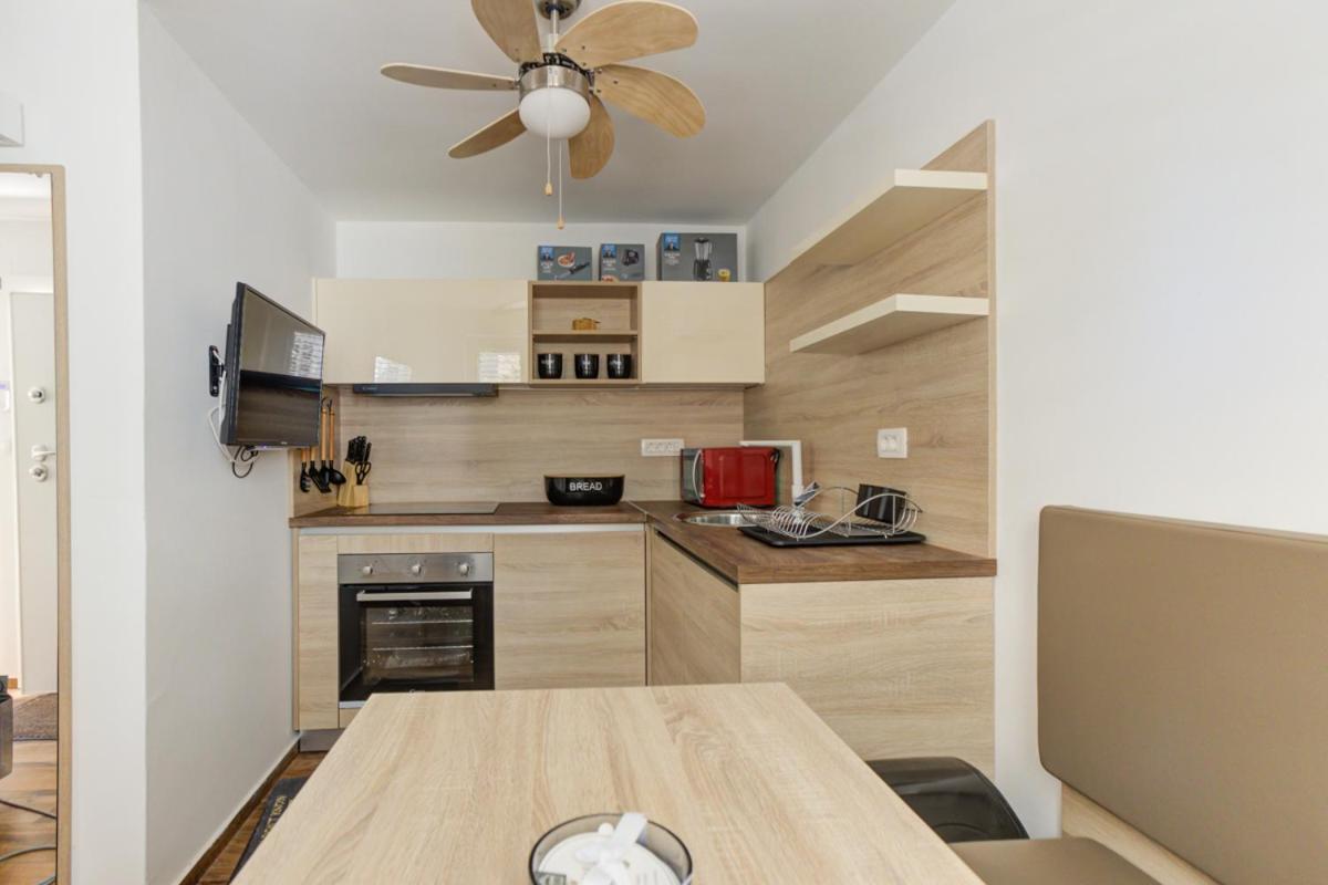 Cvrk Family House Нови Винодолски Екстериор снимка