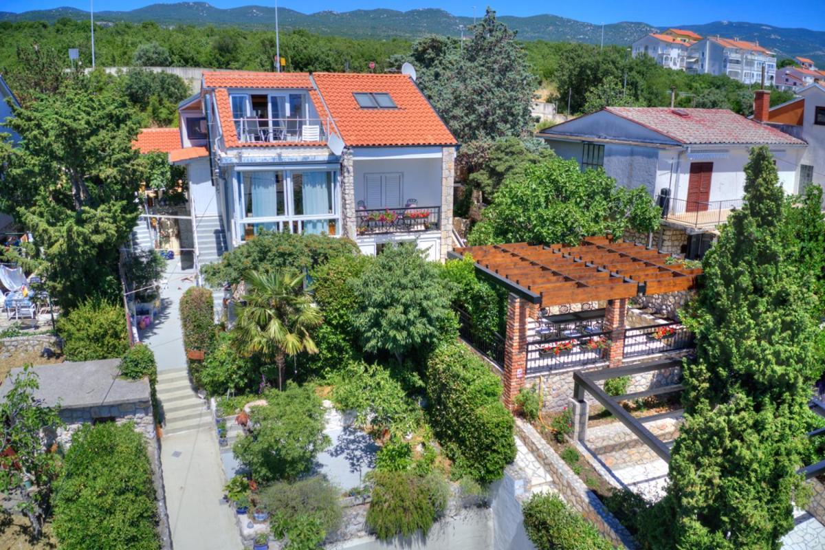 Cvrk Family House Нови Винодолски Екстериор снимка