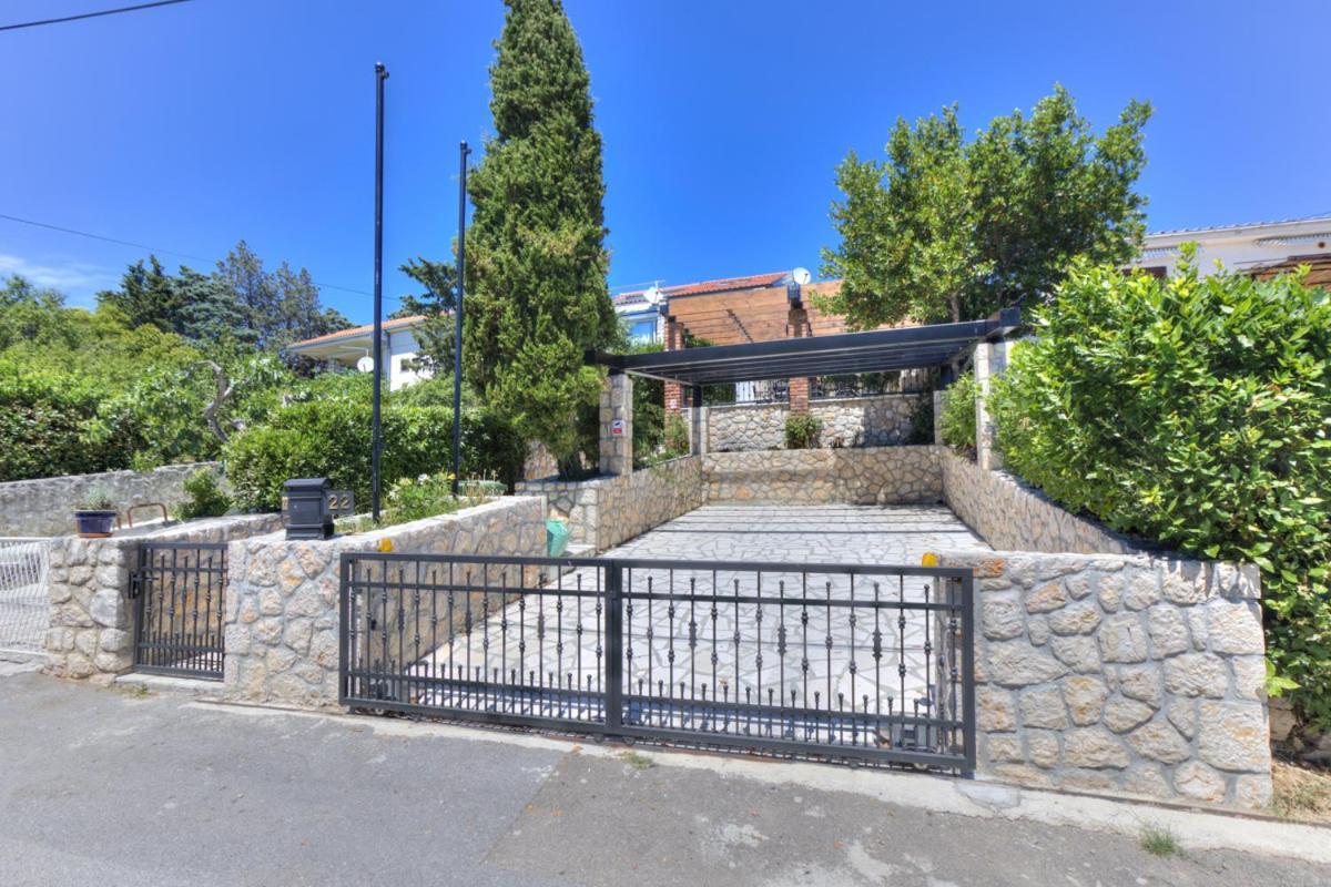 Cvrk Family House Нови Винодолски Екстериор снимка